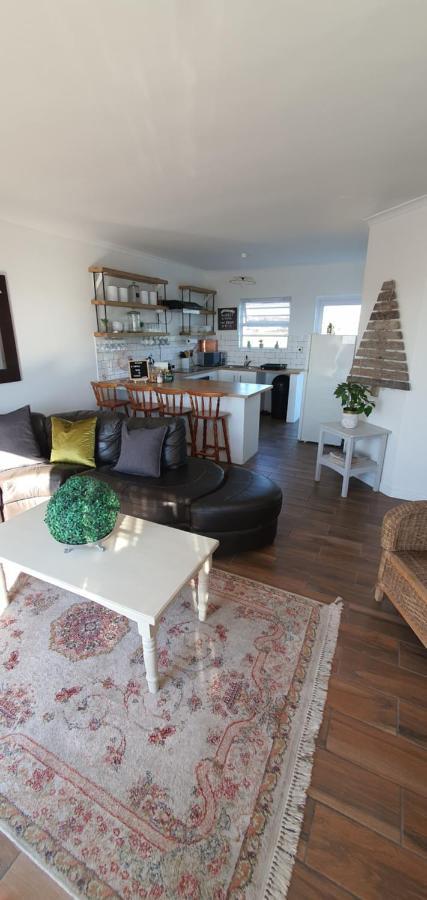Aintree Farm Cottage Langebaan Exteriör bild